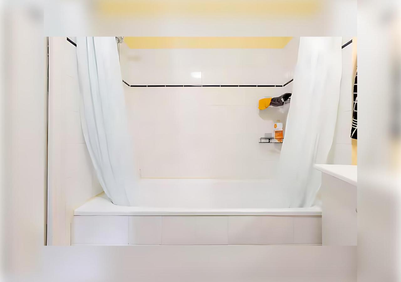 Privee A Centre Homestay Lille